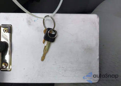 2011 Ford E-350 Super Duty Xlt из США, поврежденный, VIN 1FBSS3BL4BDA59810